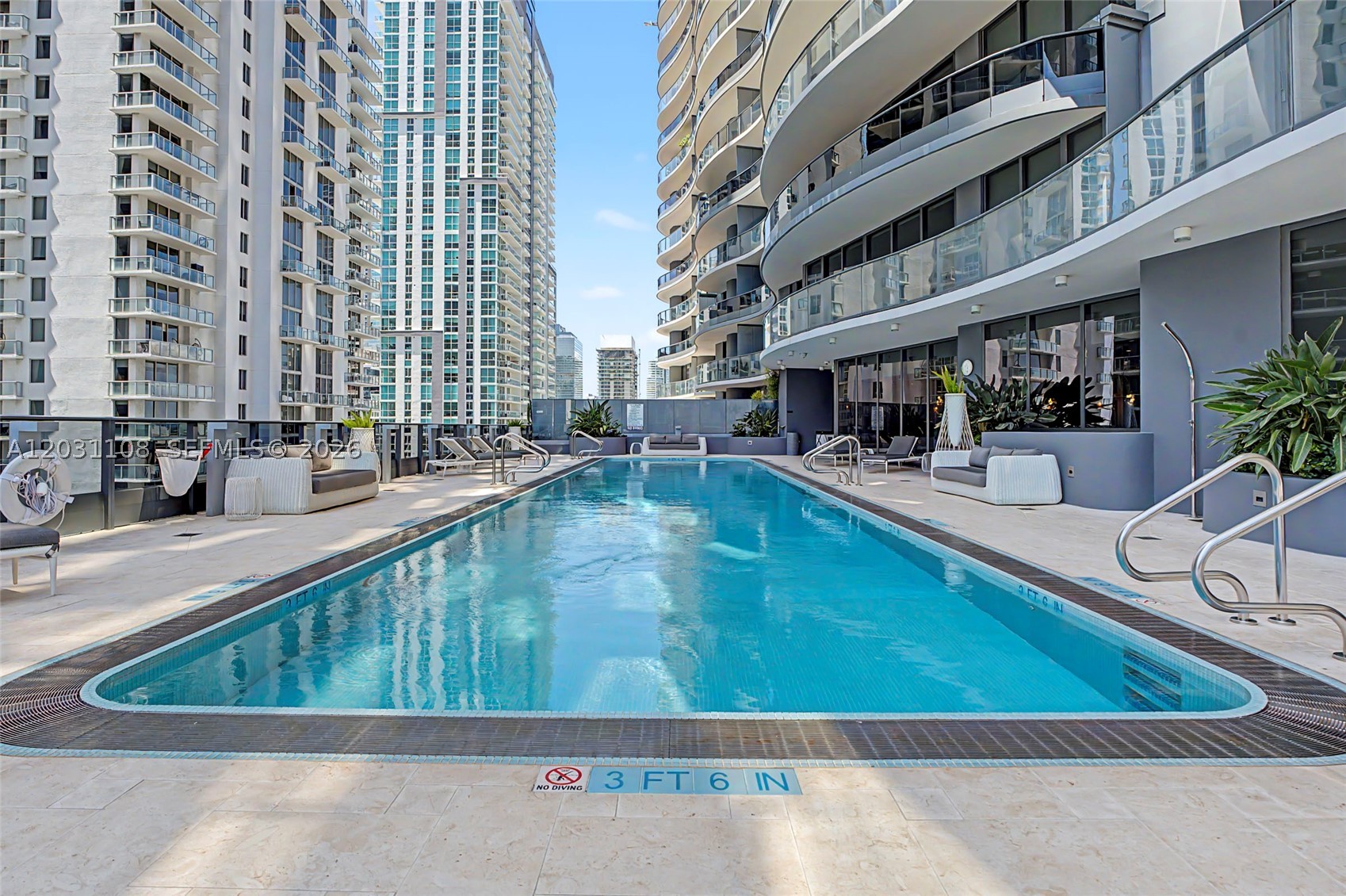 1000 Brickell Plz #4609, Miami FL 33131