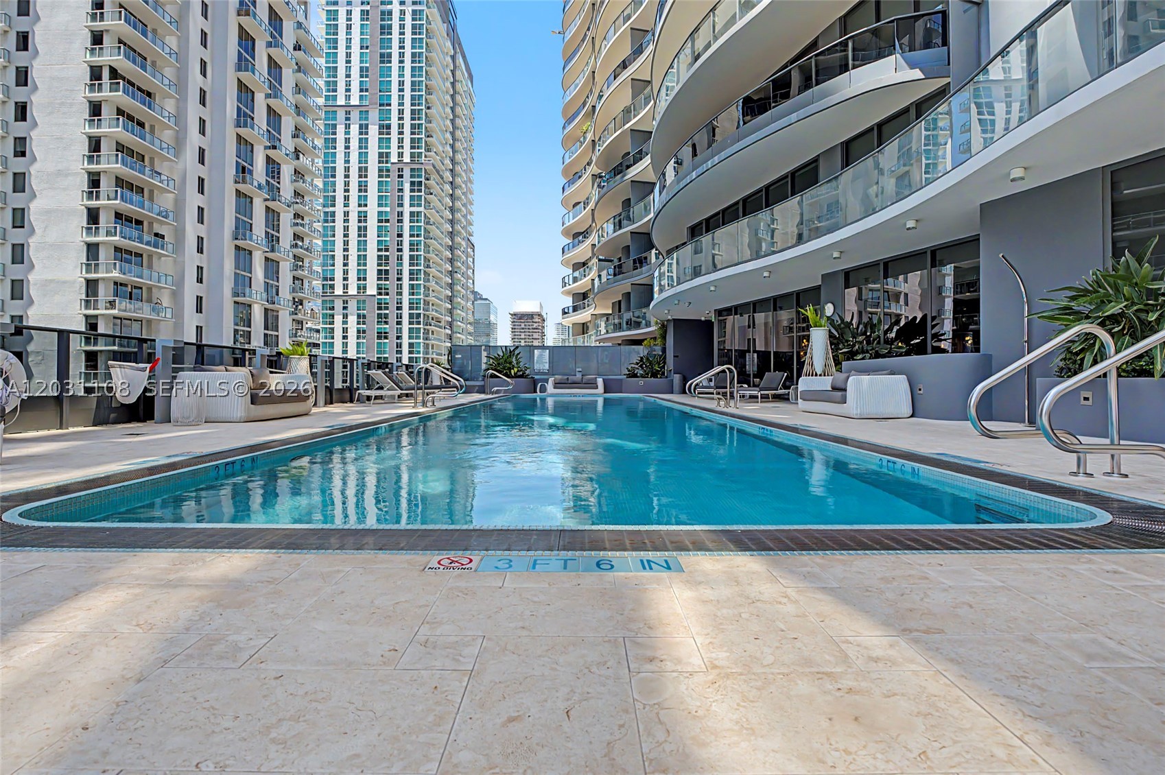 1000 Brickell Plz #4609, Miami FL 33131