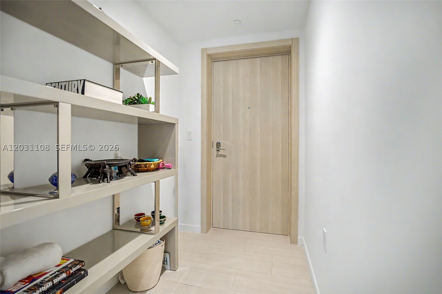 1000 Brickell Plz #4609, Miami FL 33131