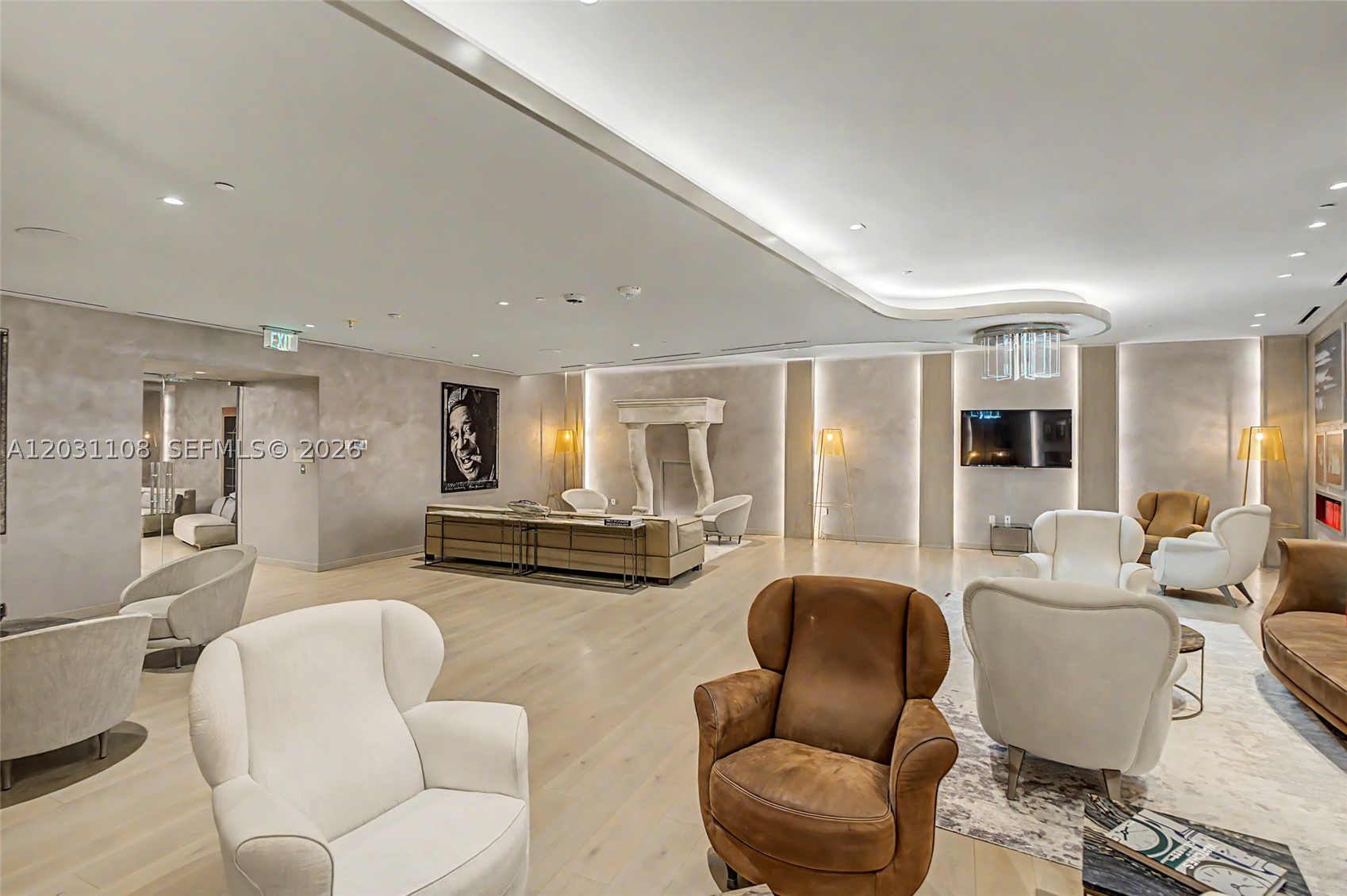 1000 Brickell Plz #4609, Miami FL 33131