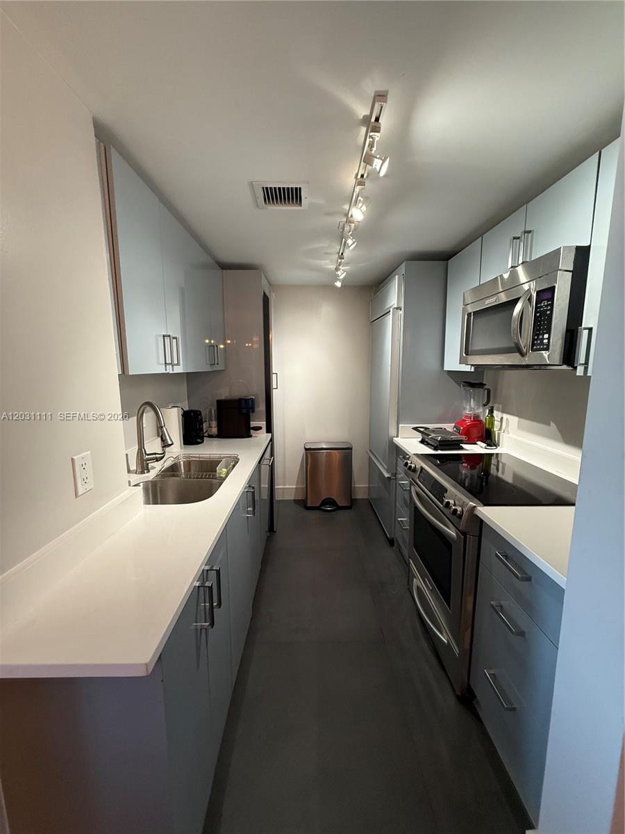10275 Collins Ave #921, Bal Harbour FL 33154