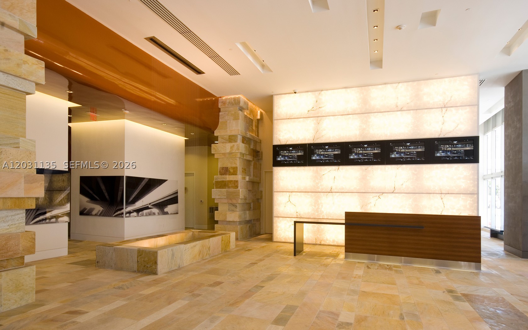 500 Brickell Ave #1808, Miami FL 33131