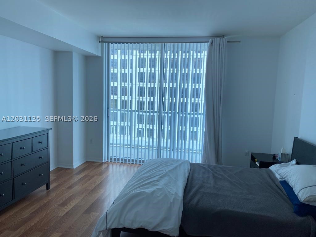 500 Brickell Ave #1808, Miami FL 33131