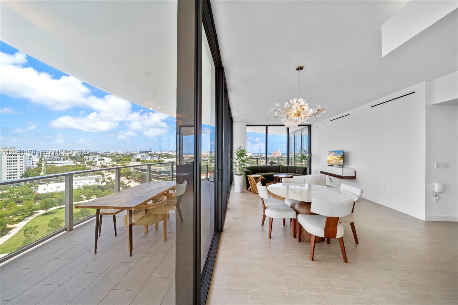 500 Alton #1205, Miami Beach FL 33139