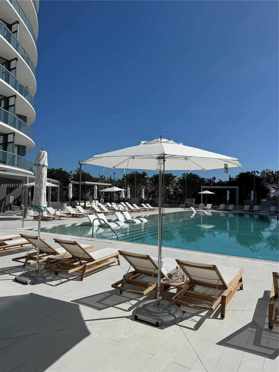500 Alton #1205, Miami Beach FL 33139