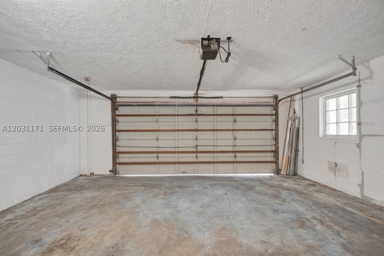 8320 SW 161st St, Palmetto Bay FL 33157
