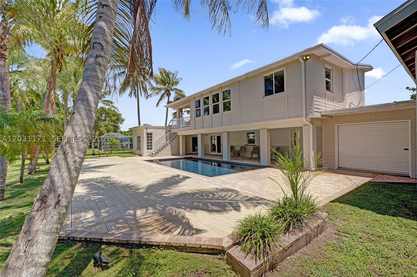 8320 SW 161st St, Palmetto Bay FL 33157