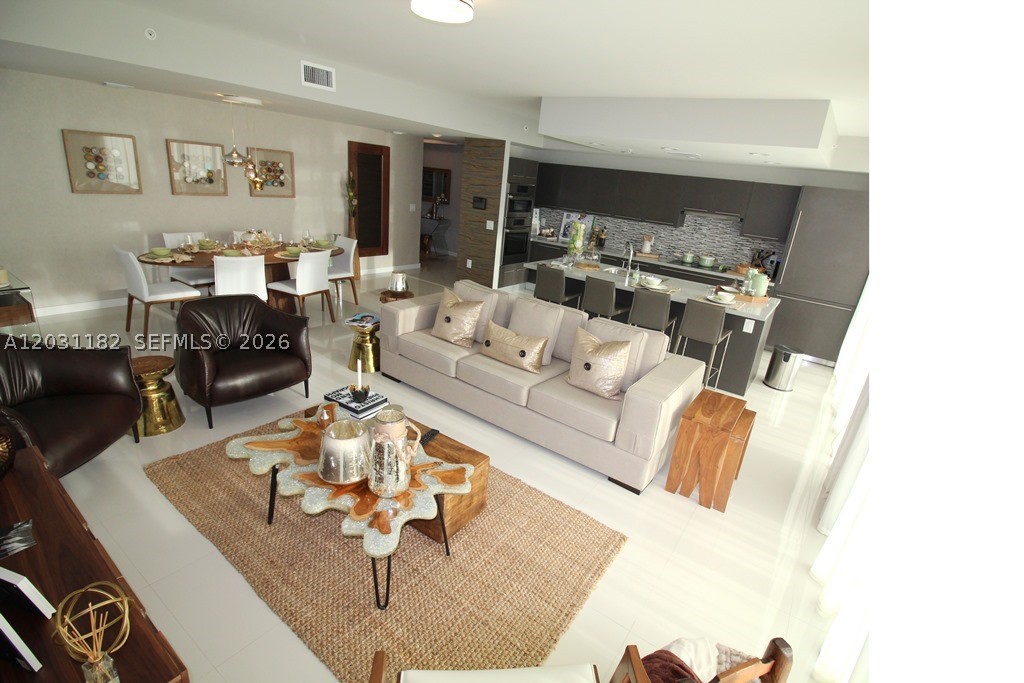 7751 NW 107th Ave #805, Doral FL 33178