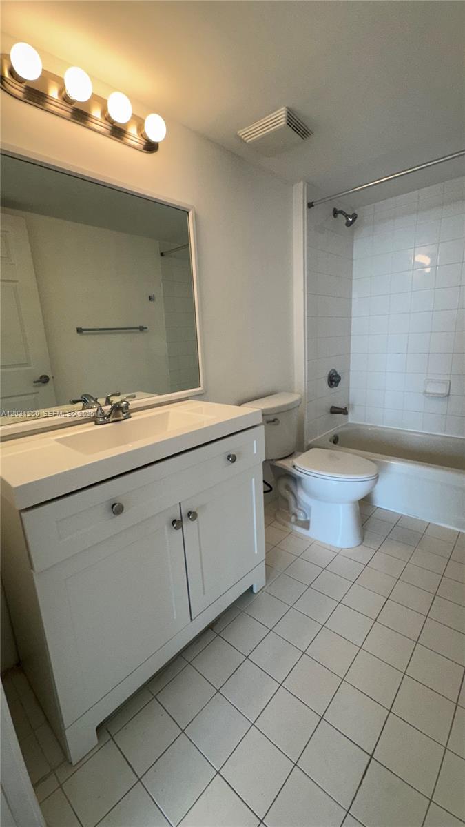 3000 Coral Way #1501, Miami FL 33145