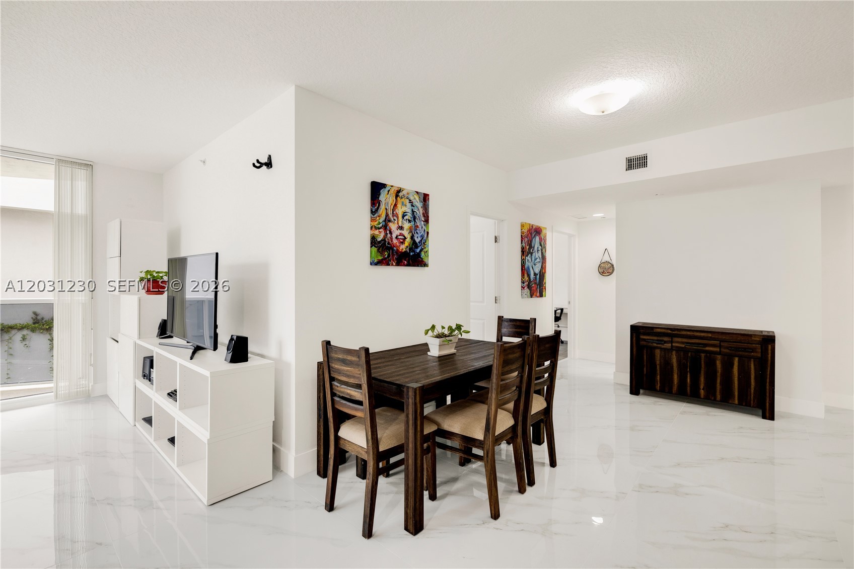 601 NE 23rd St #706, Miami FL 33137