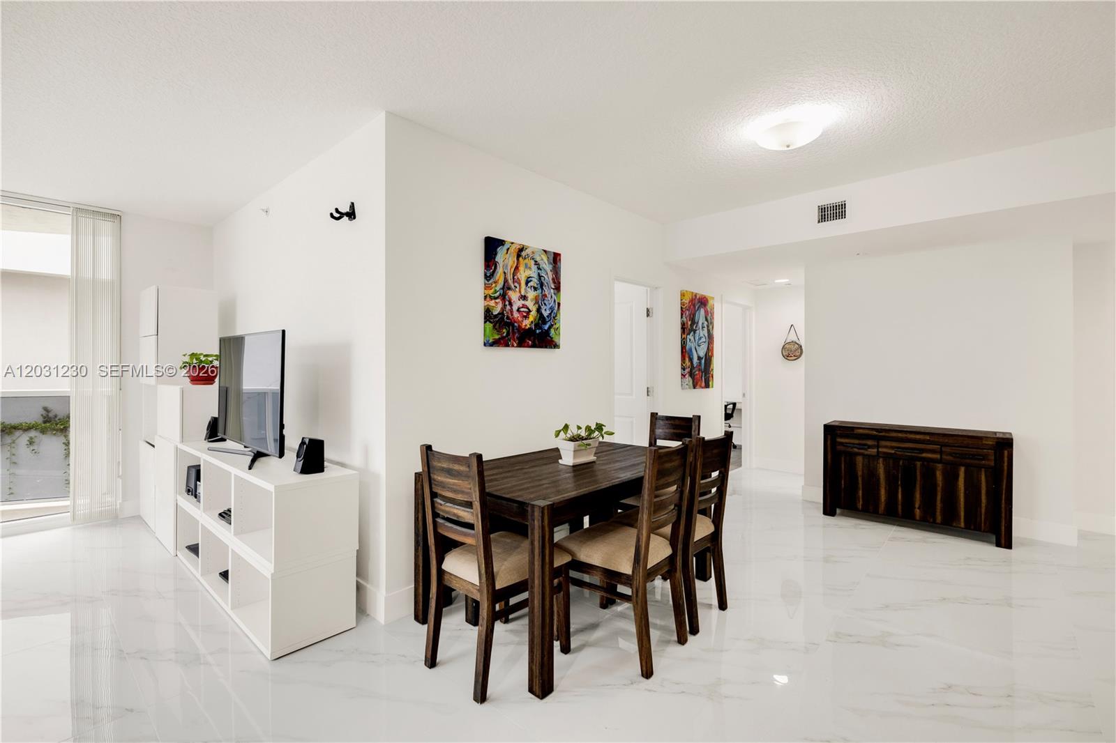 601 NE 23rd St #706, Miami FL 33137
