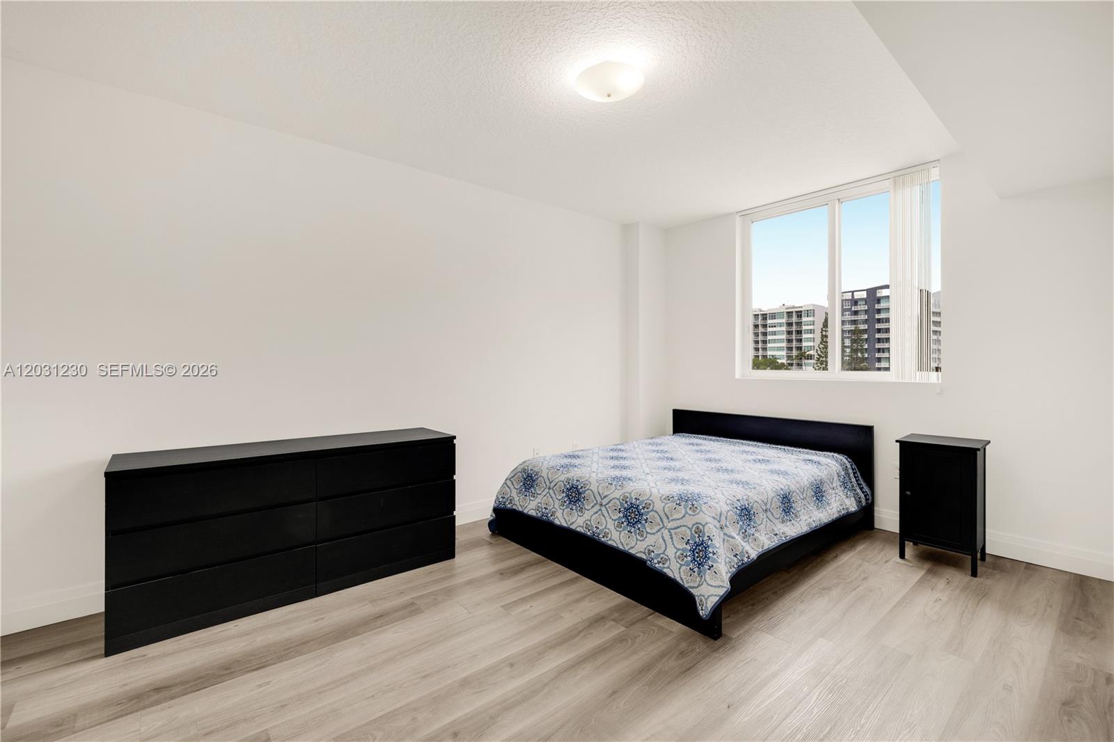 601 NE 23rd St #706, Miami FL 33137