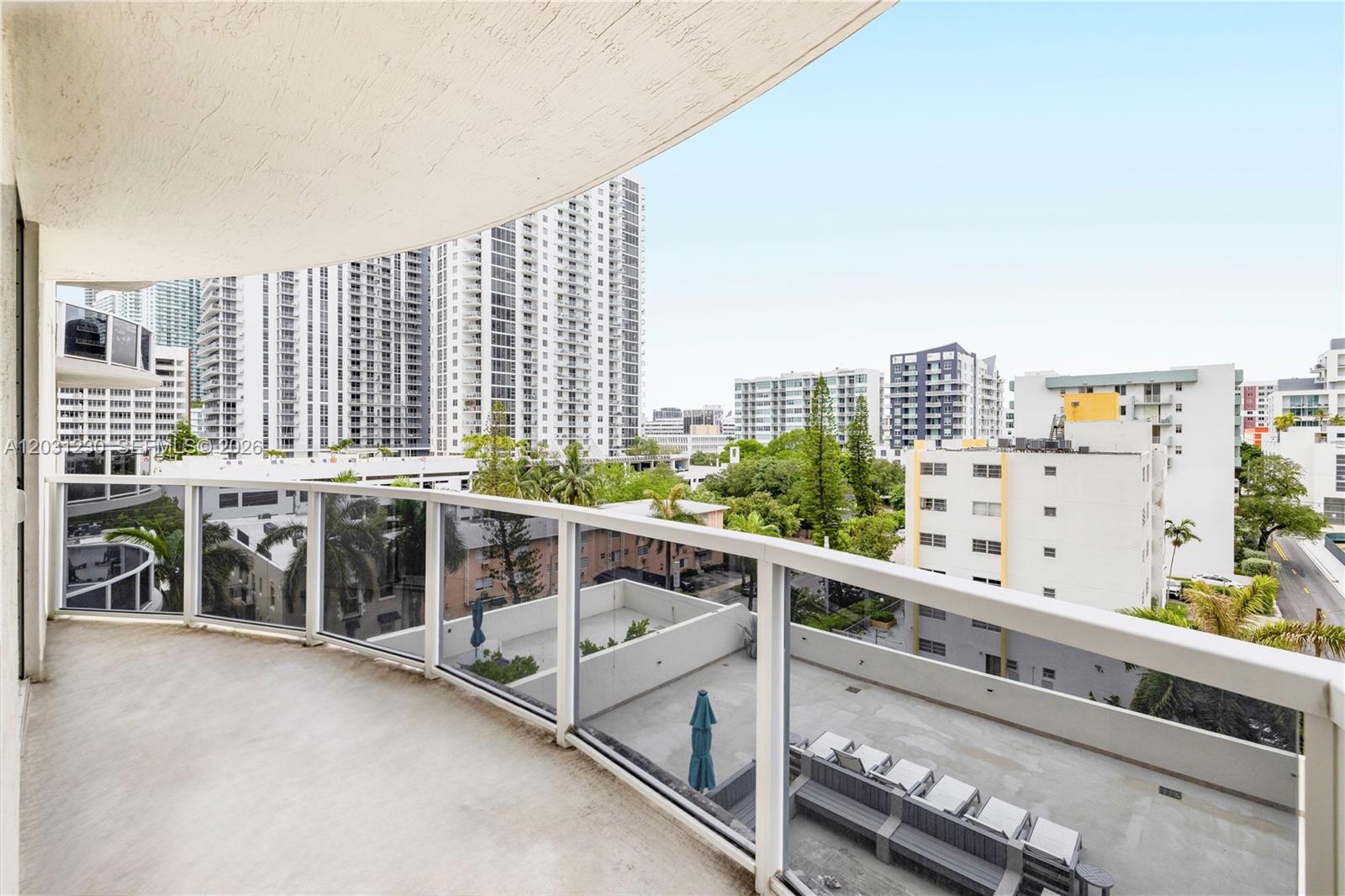 601 NE 23rd St #706, Miami FL 33137