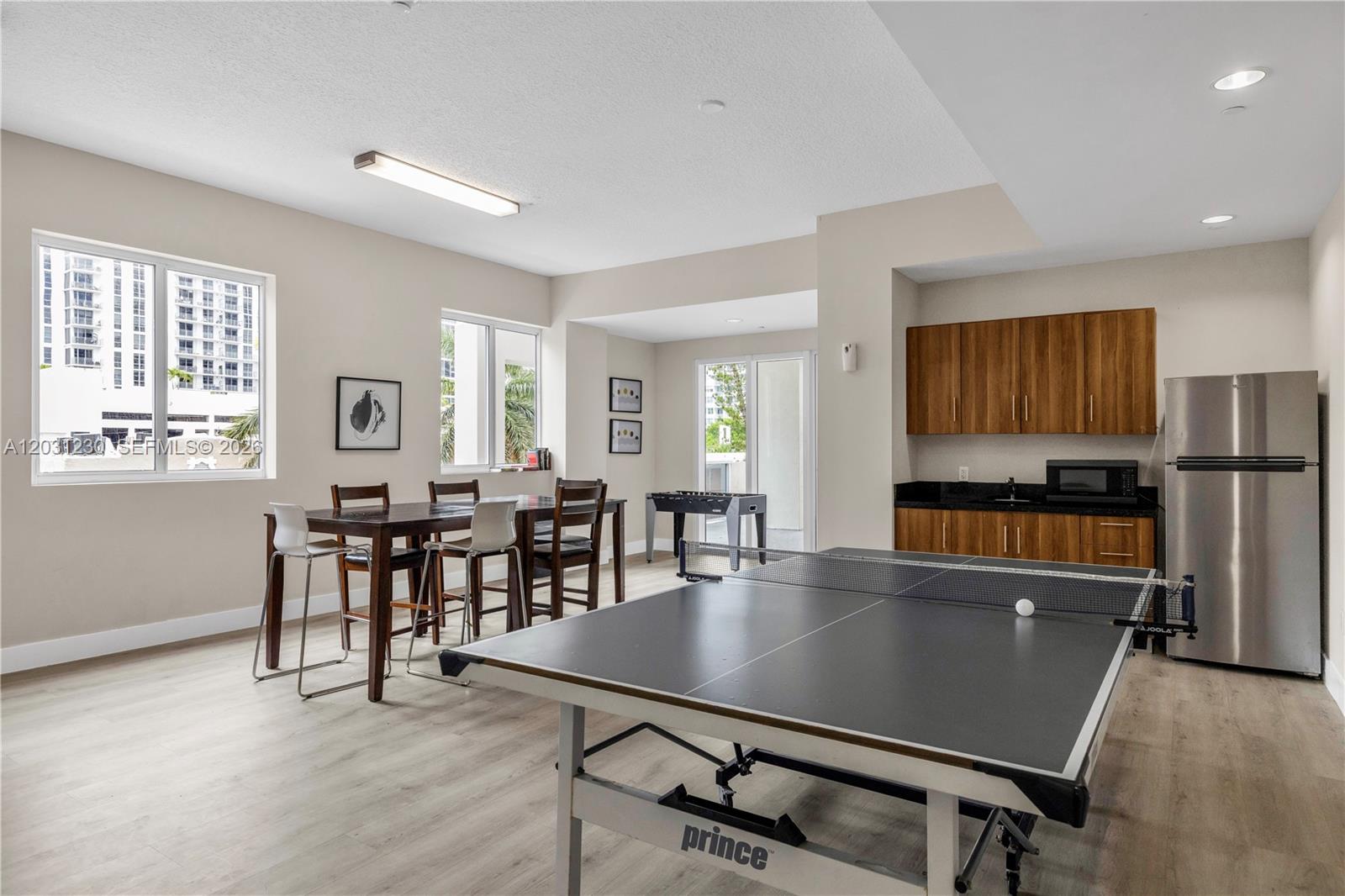 601 NE 23rd St #706, Miami FL 33137