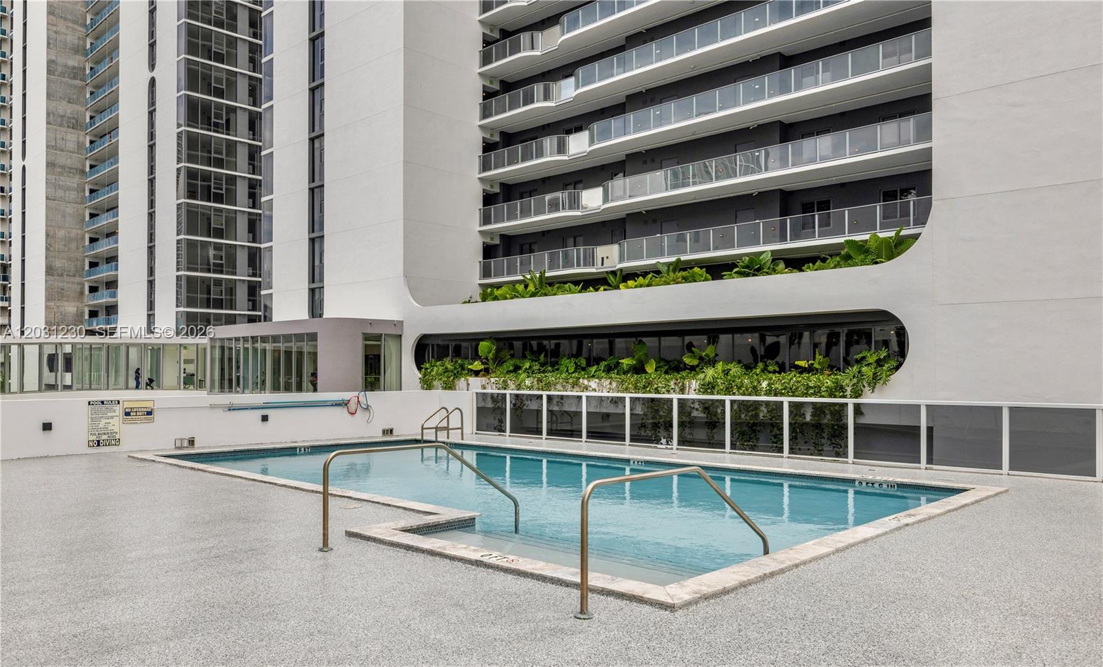 601 NE 23rd St #706, Miami FL 33137