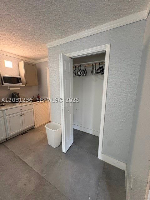 300 SW 8th Ave, Florida City FL 33034
