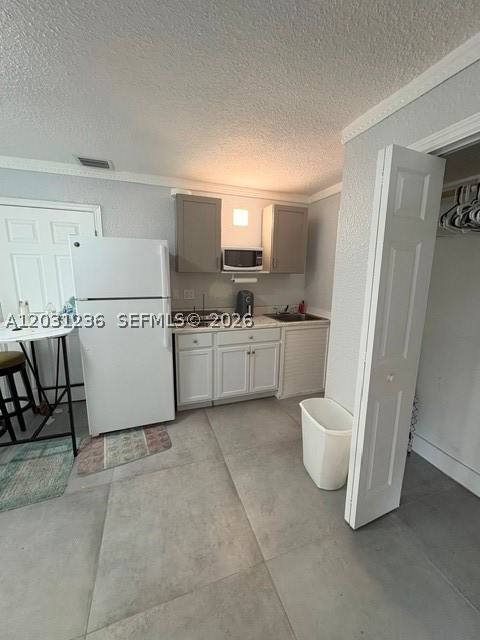 300 SW 8th Ave, Florida City FL 33034
