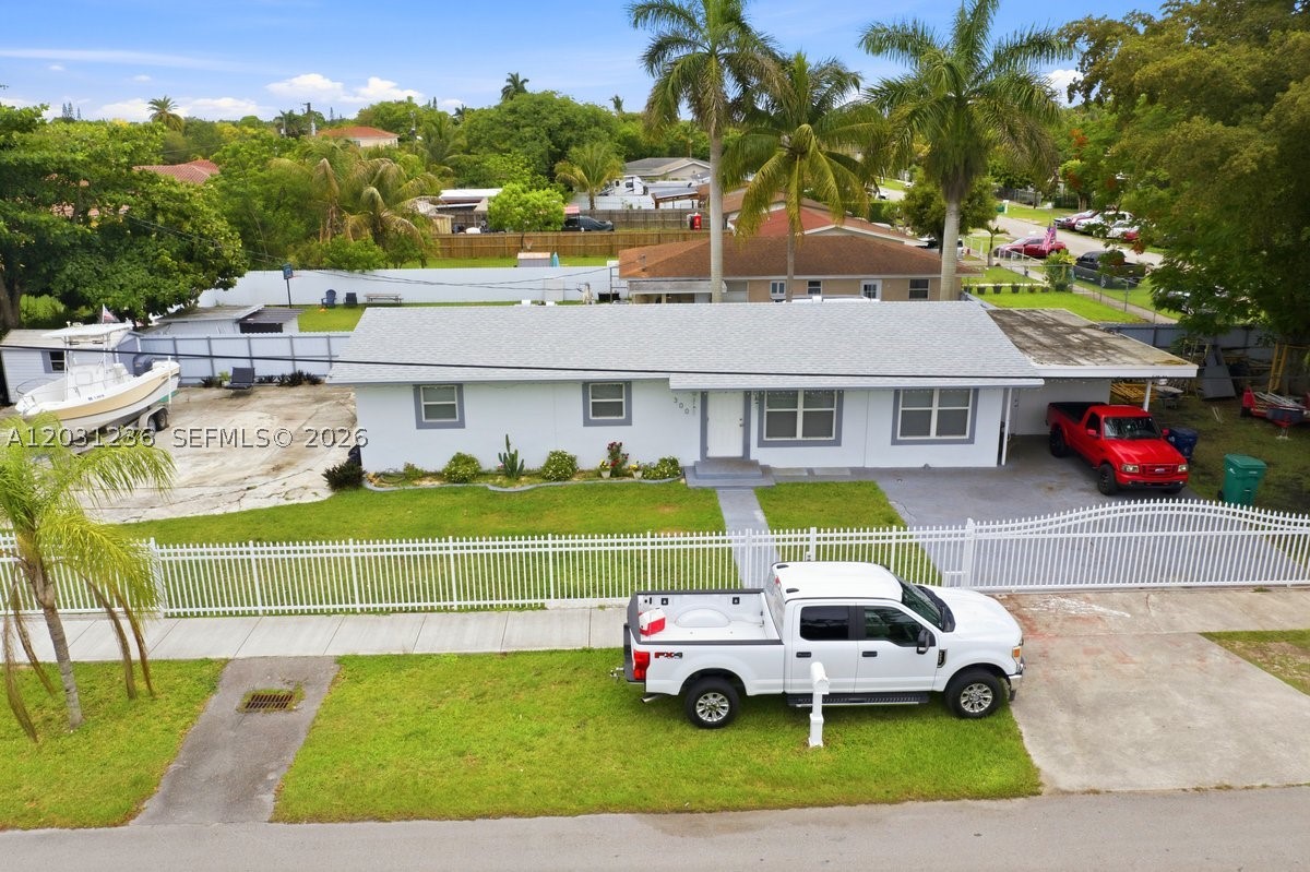 300 SW 8th Ave, Florida City FL 33034