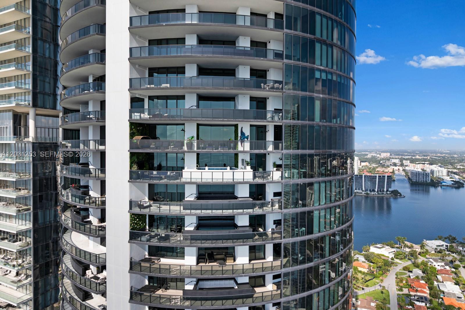 18555 Collins Ave #4405, Sunny Isles Beach FL 33160