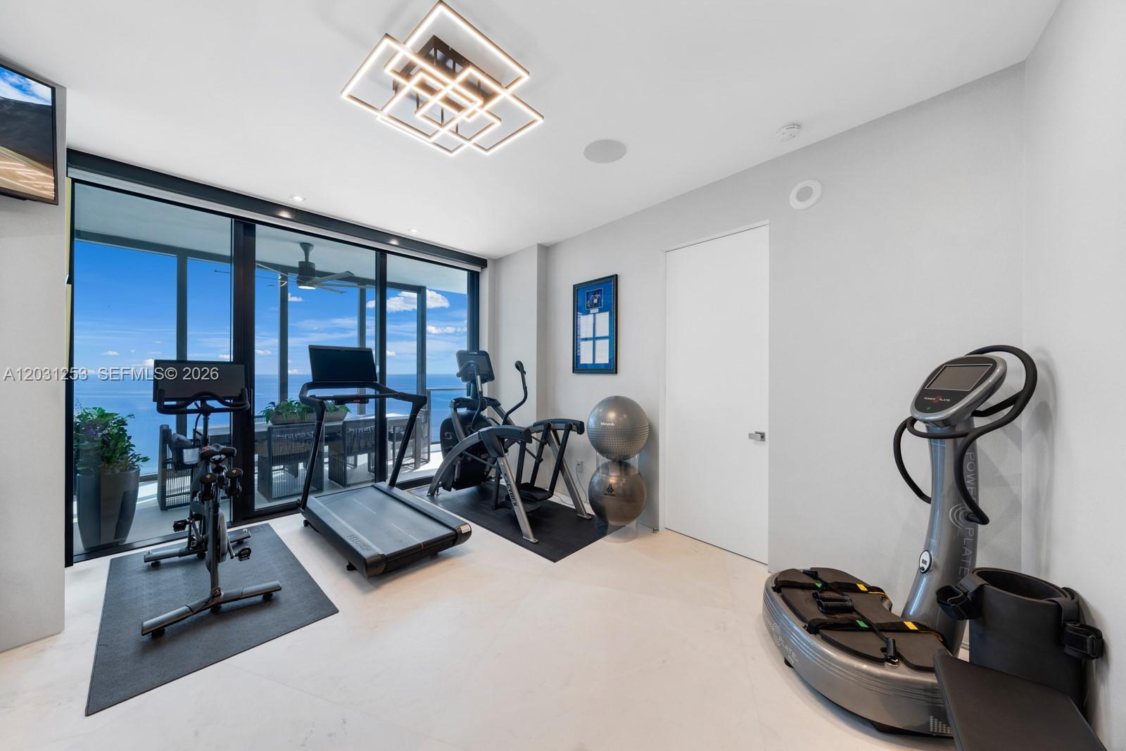 18555 Collins Ave #4405, Sunny Isles Beach FL 33160