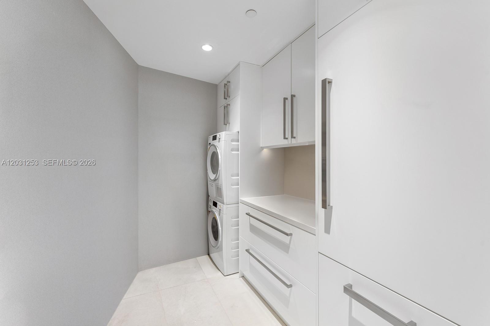 18555 Collins Ave #4405, Sunny Isles Beach FL 33160