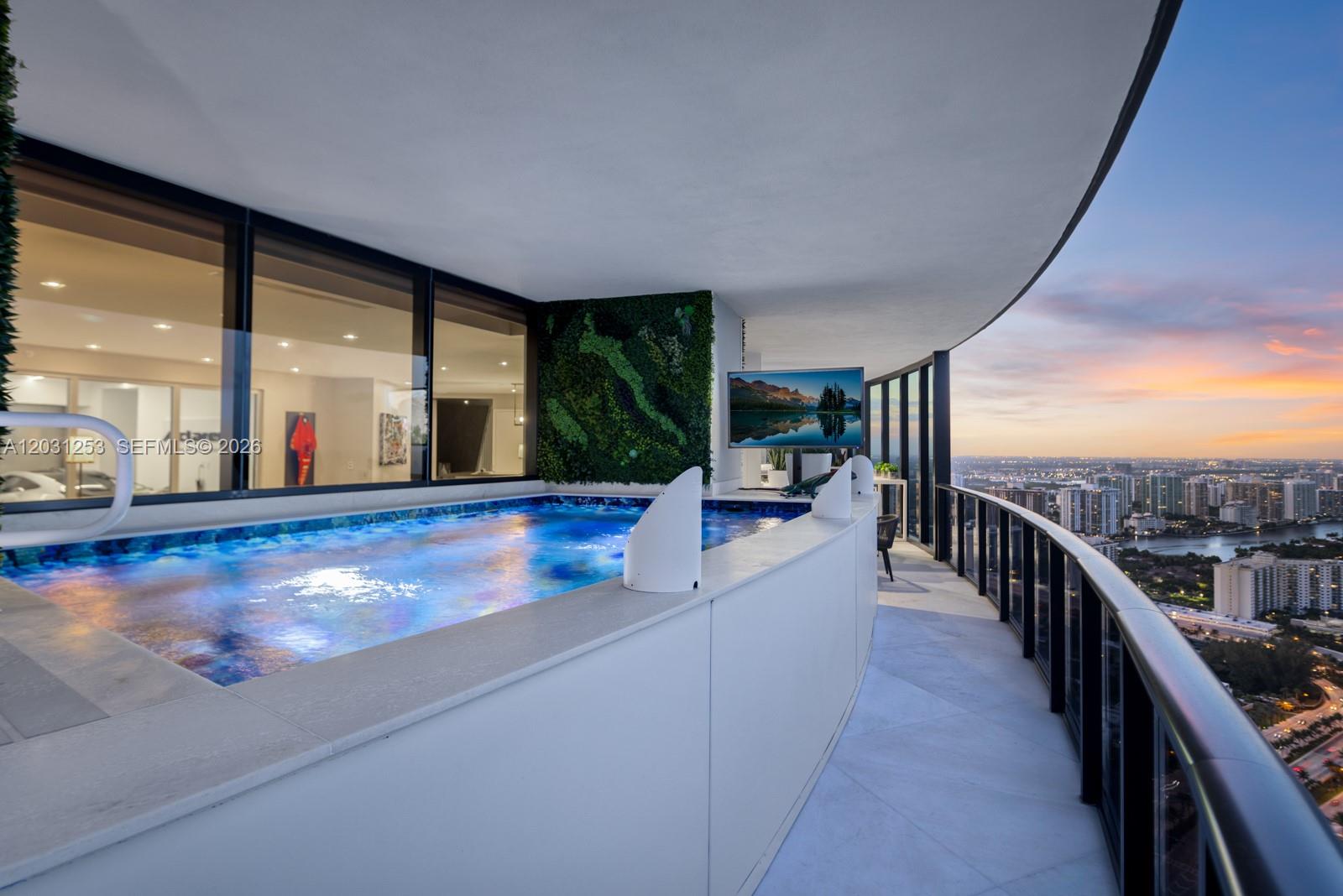18555 Collins Ave #4405, Sunny Isles Beach FL 33160