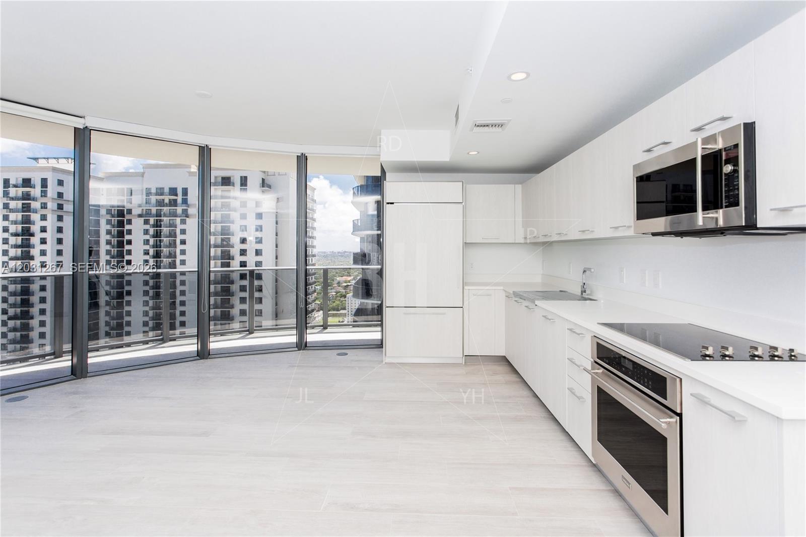 45 SW 9 Street #3806, Miami FL 33130