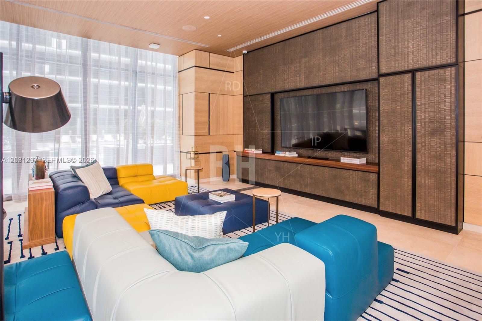 45 SW 9 Street #3806, Miami FL 33130