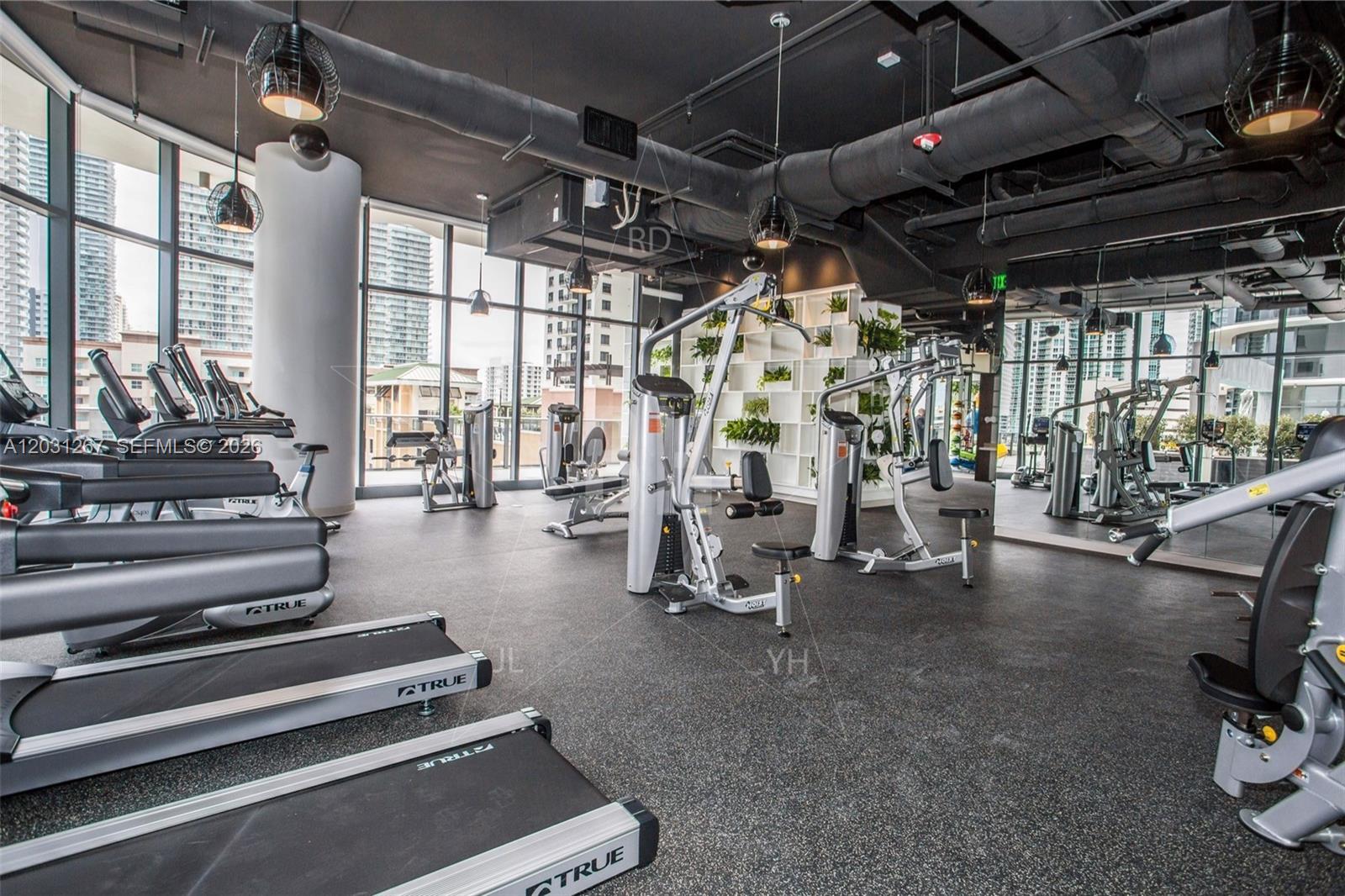 45 SW 9 Street #3806, Miami FL 33130