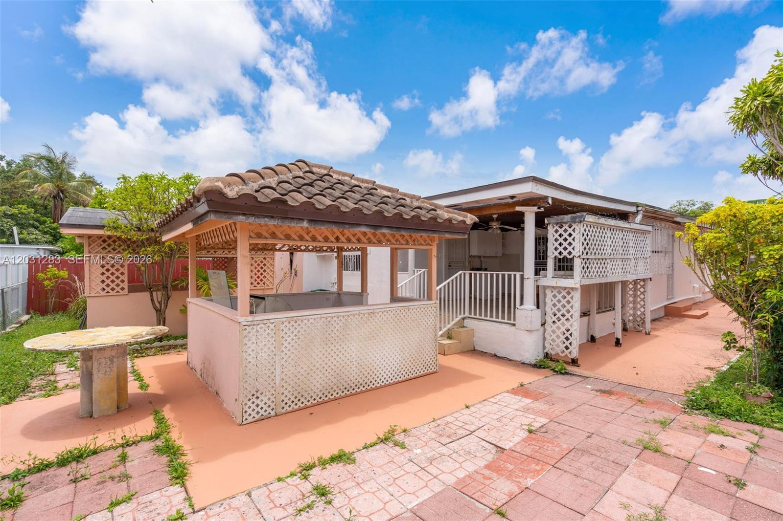 615 SW 62nd Ct, Miami FL 33144