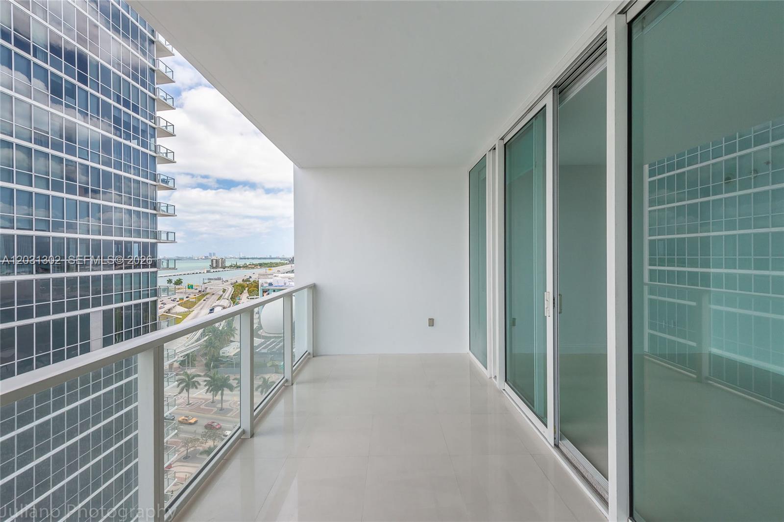 1040 Biscayne Blvd #1205, Miami FL 33132