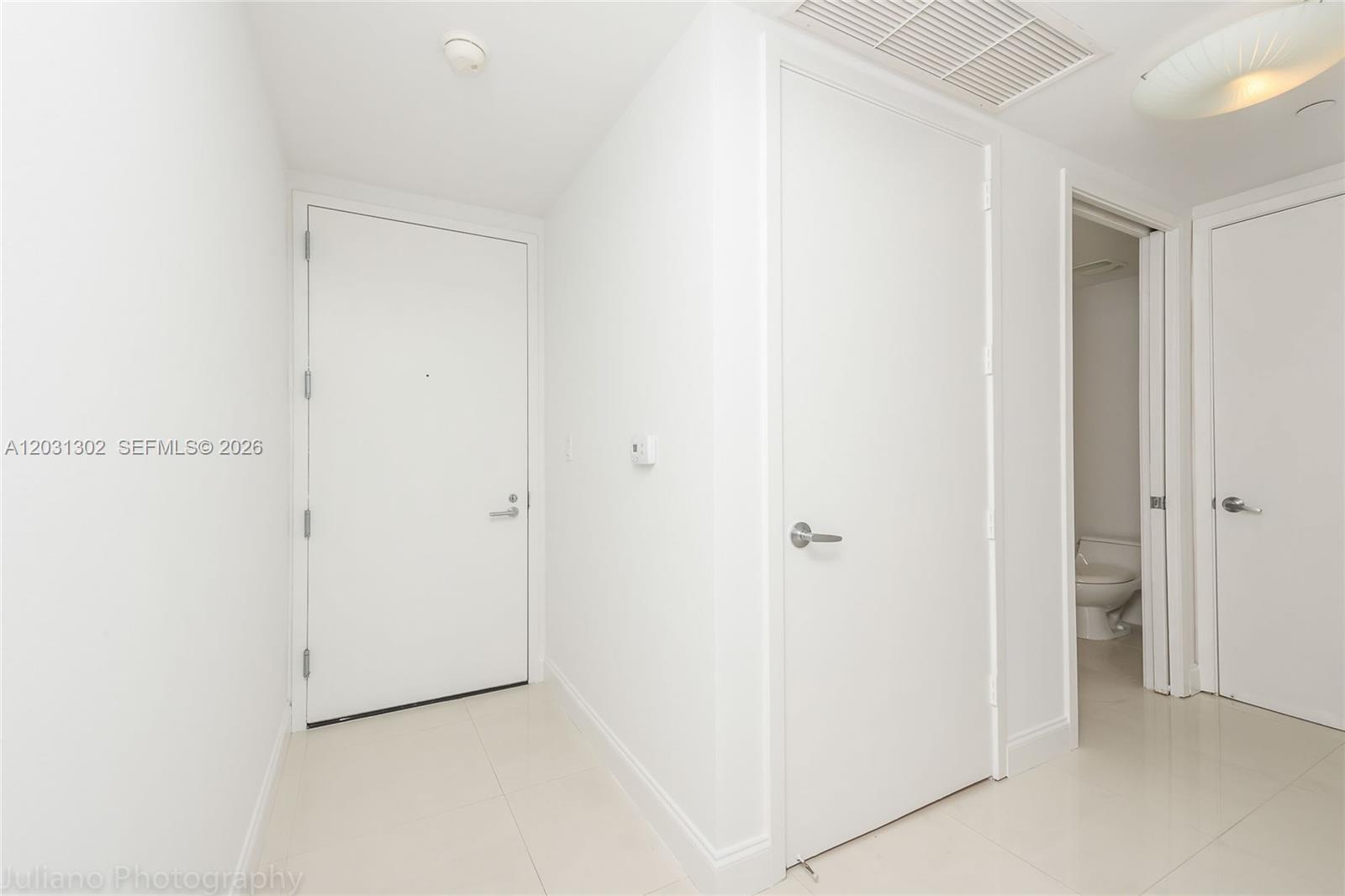 1040 Biscayne Blvd #1205, Miami FL 33132