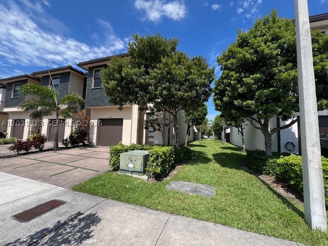 15818 NW 91st Ave #15818, Miami Lakes FL 33018