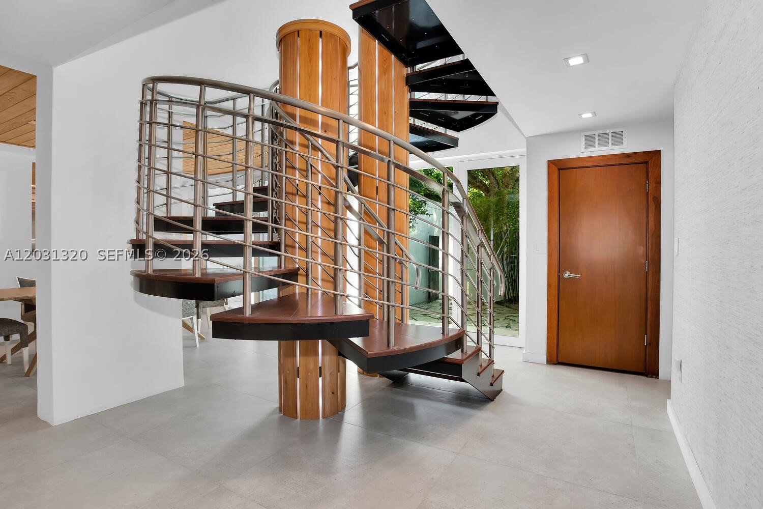 2475 S Bayshore Dr #3, Miami FL 33133