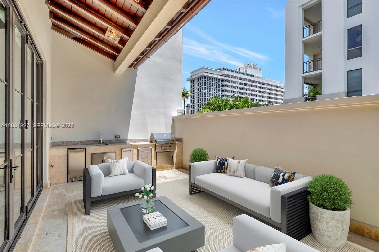 2611 Anderson Rd #2611, Coral Gables FL 33134