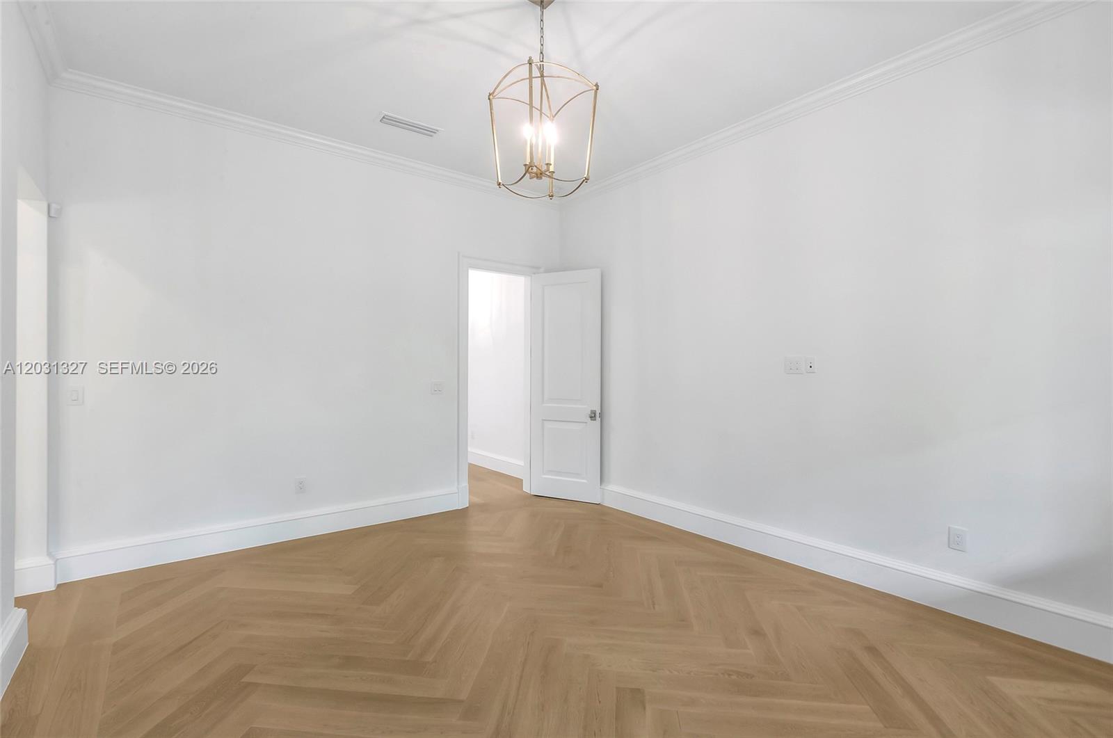 2611 Anderson Rd #2611, Coral Gables FL 33134
