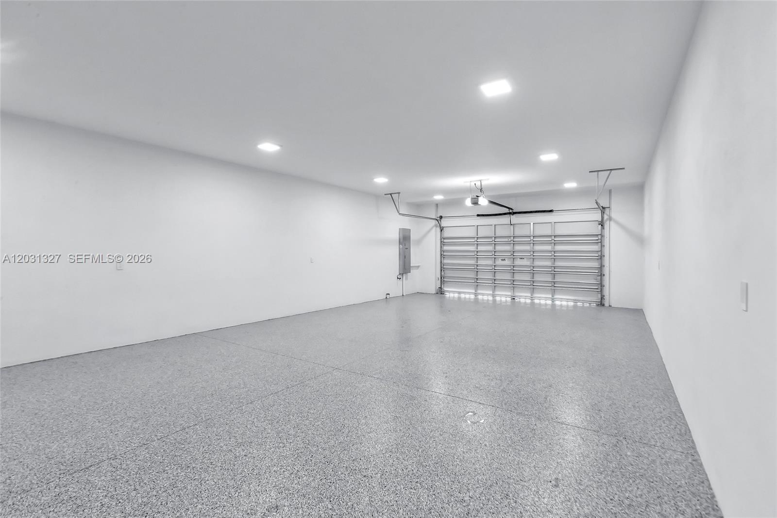 2611 Anderson Rd #2611, Coral Gables FL 33134