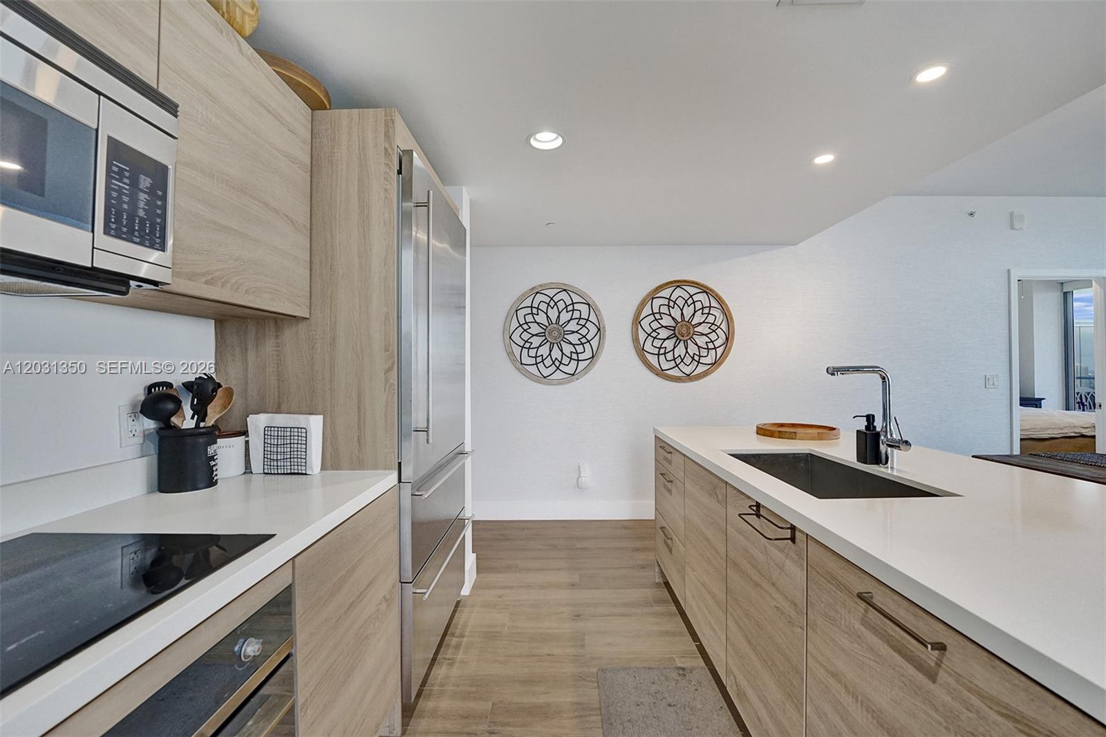 16385 Biscayne Blvd #3107, North Miami Beach FL 33160