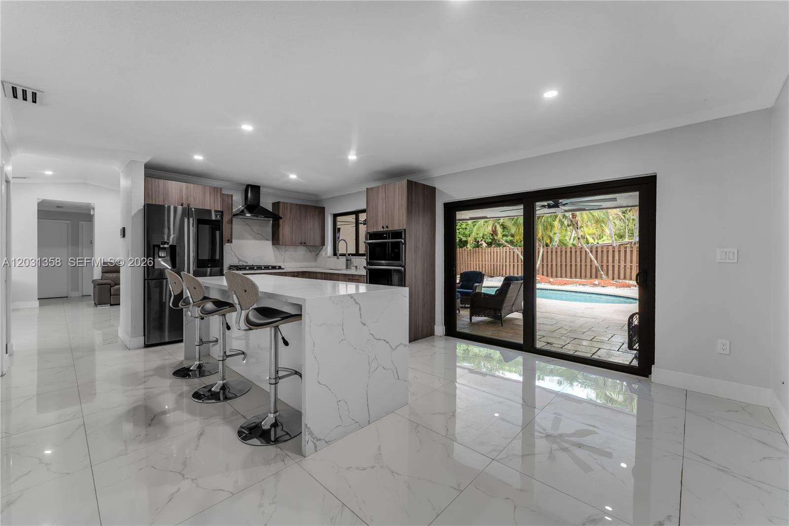 15842 SW 105th St, Miami FL 33196