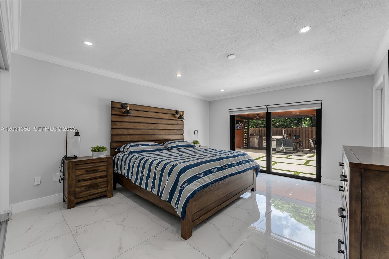 15842 SW 105th St, Miami FL 33196