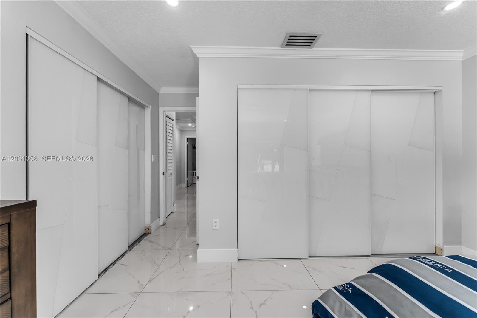 15842 SW 105th St, Miami FL 33196