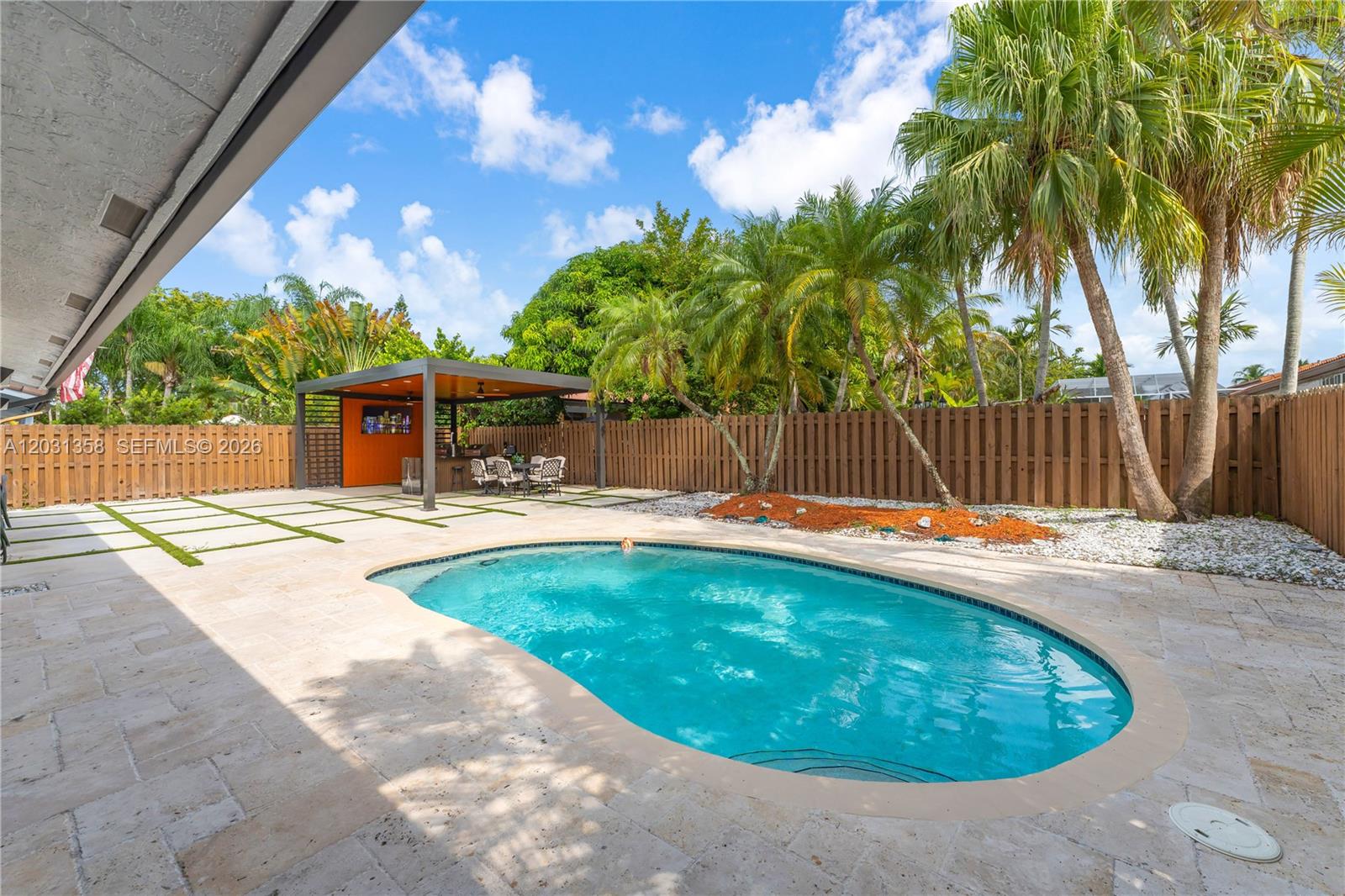 15842 SW 105th St, Miami FL 33196
