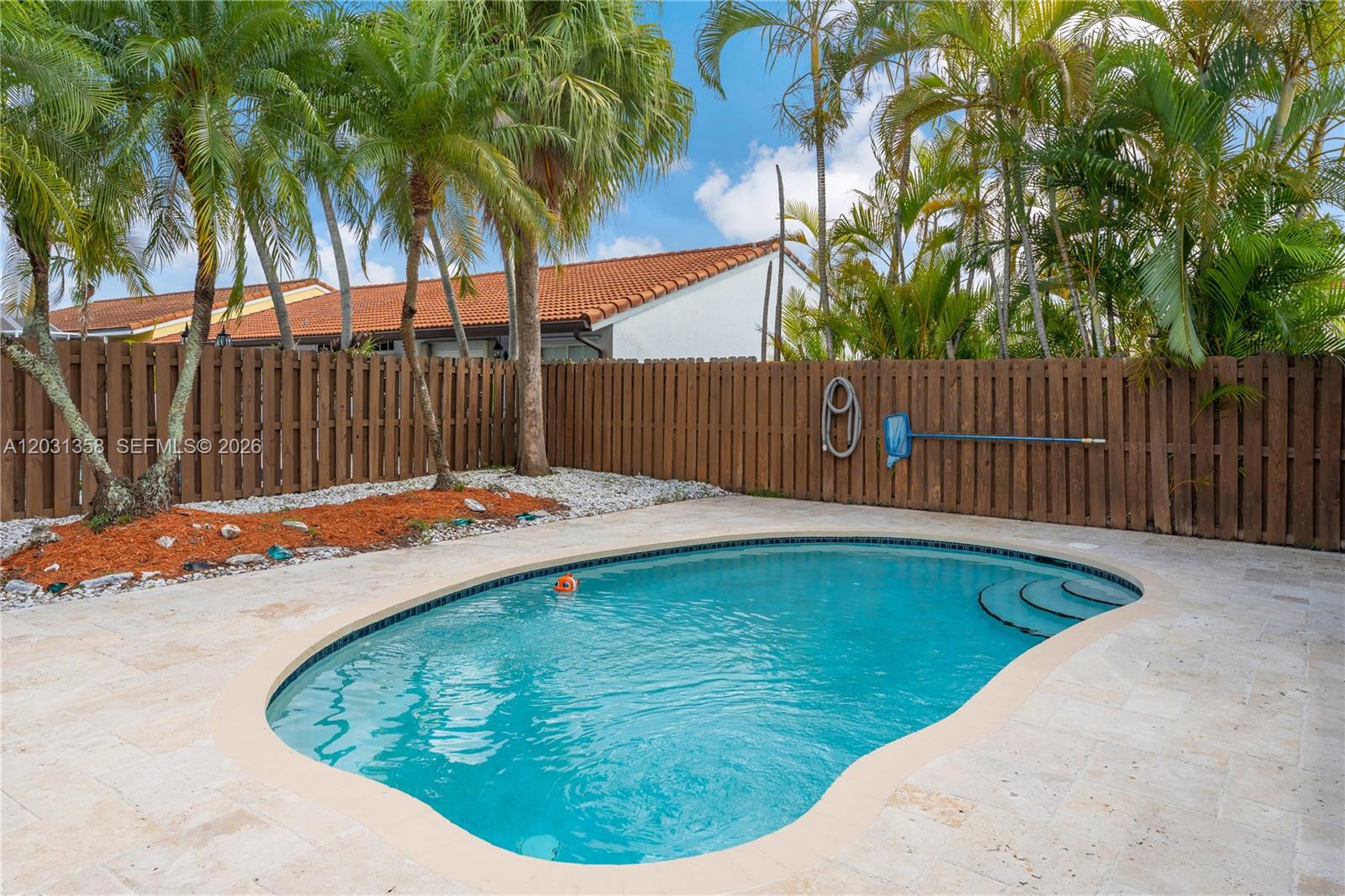 15842 SW 105th St, Miami FL 33196