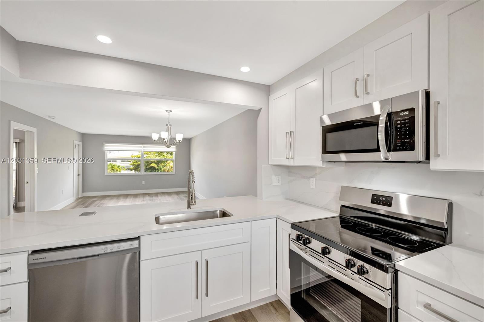 6800 Royal Palm Blvd #302F, Margate FL 33063