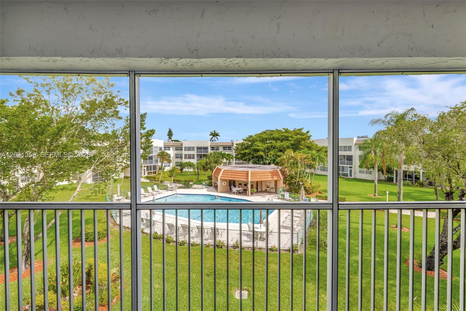 6800 Royal Palm Blvd #302F, Margate FL 33063