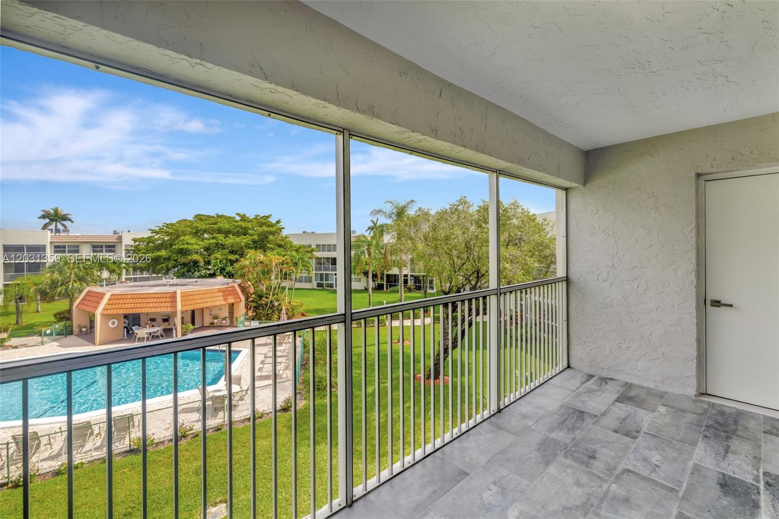 6800 Royal Palm Blvd #302F, Margate FL 33063