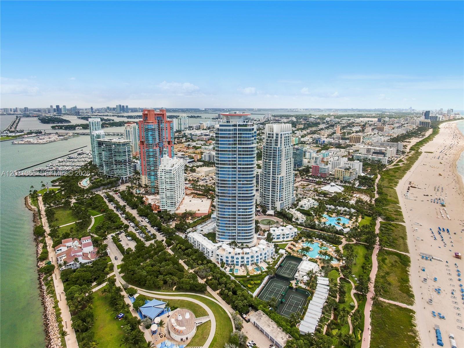 100 S Pointe Dr #2806, Miami Beach FL 33139