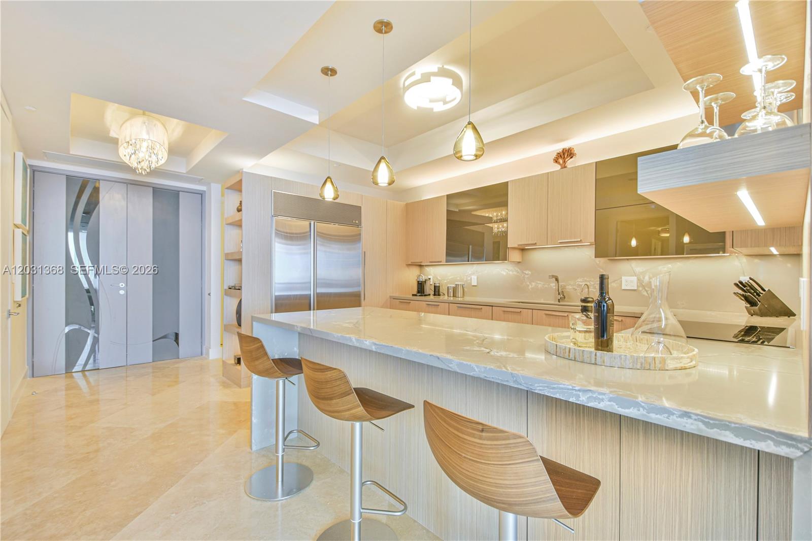 100 S Pointe Dr #2806, Miami Beach FL 33139