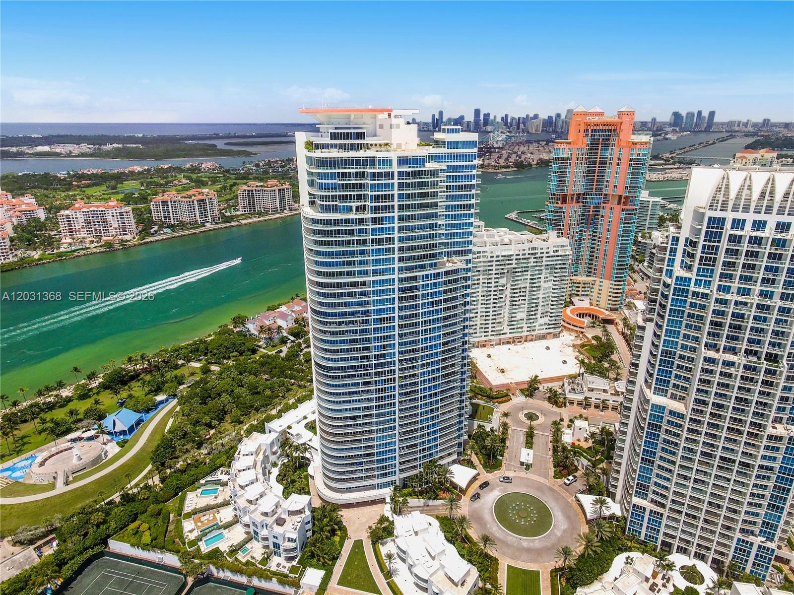 100 S Pointe Dr #2806, Miami Beach FL 33139
