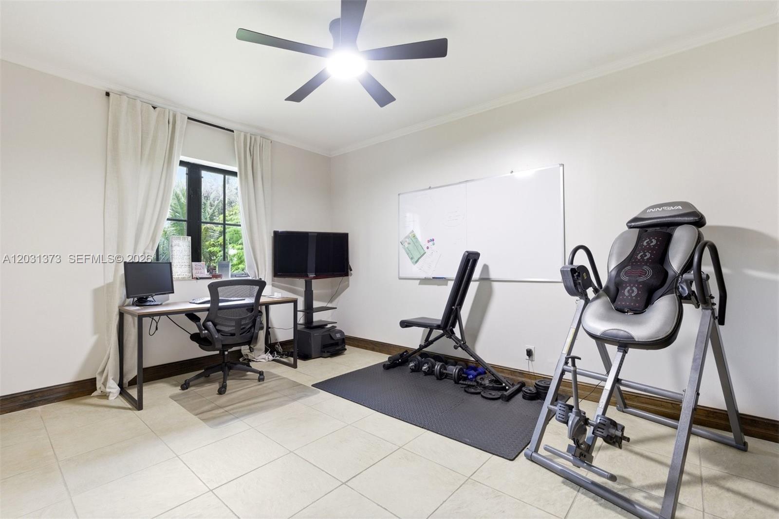 172 NW 90th St, El Portal FL 33150